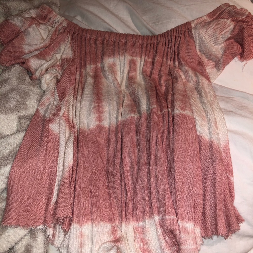 Pink and white tye dye top
